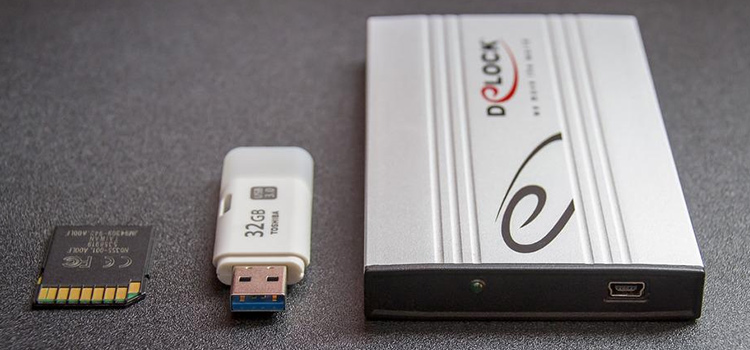 How Do I Retrieve Information From A USB?